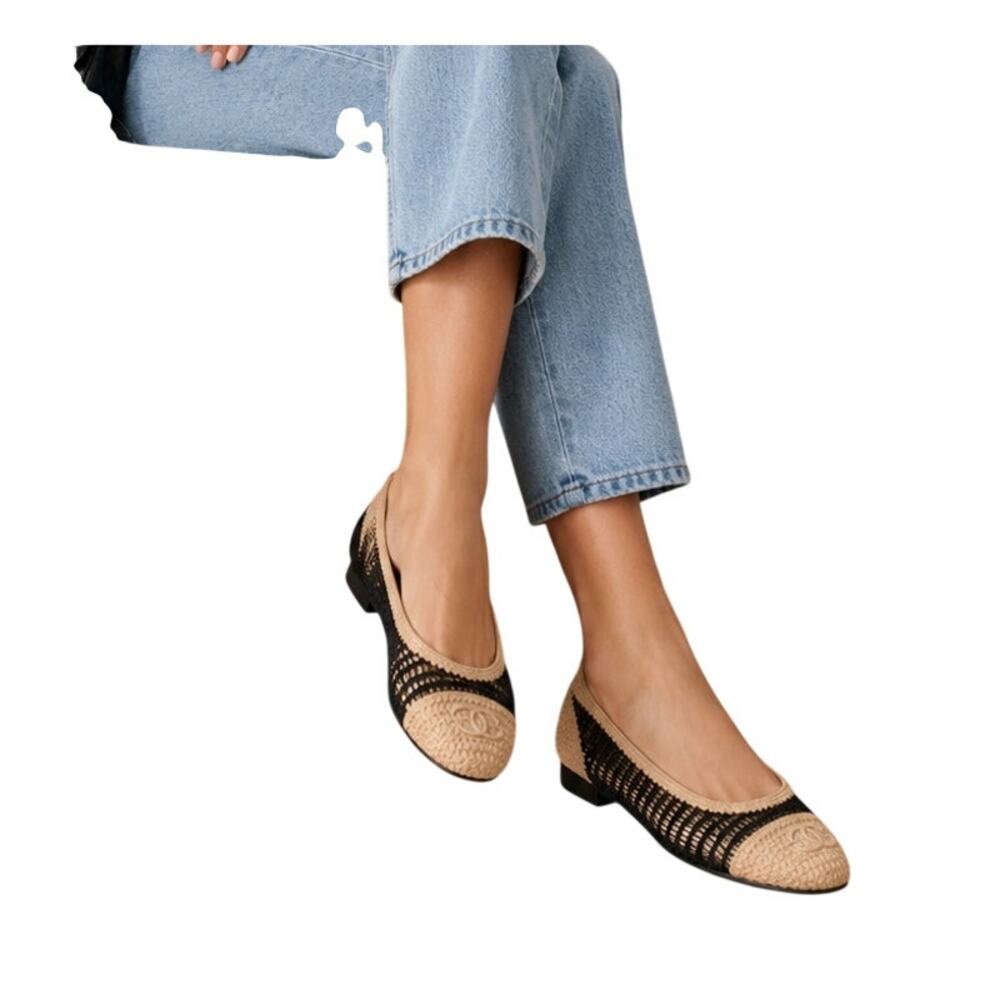 Chanel Raffia Mesh Cap Toe Ballerina Flats Beige Black Women's Size 37.5